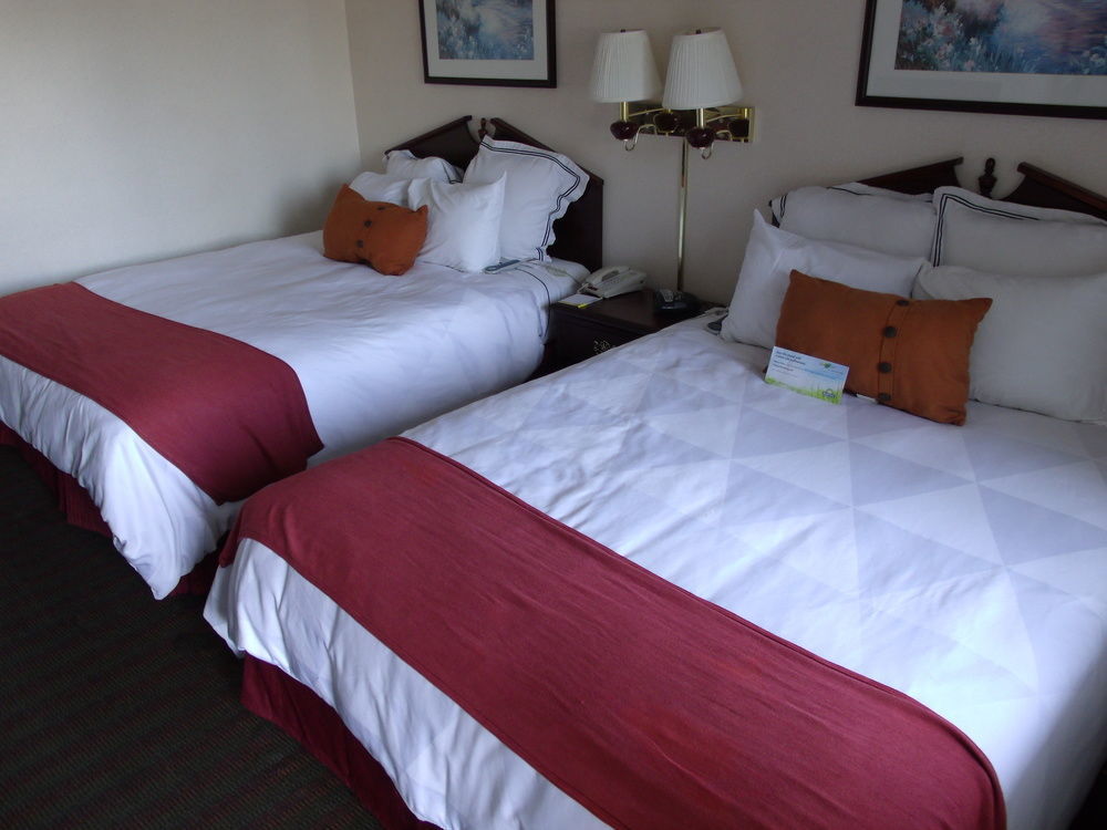Days Inn By Wyndham Davenport Ia Εξωτερικό φωτογραφία